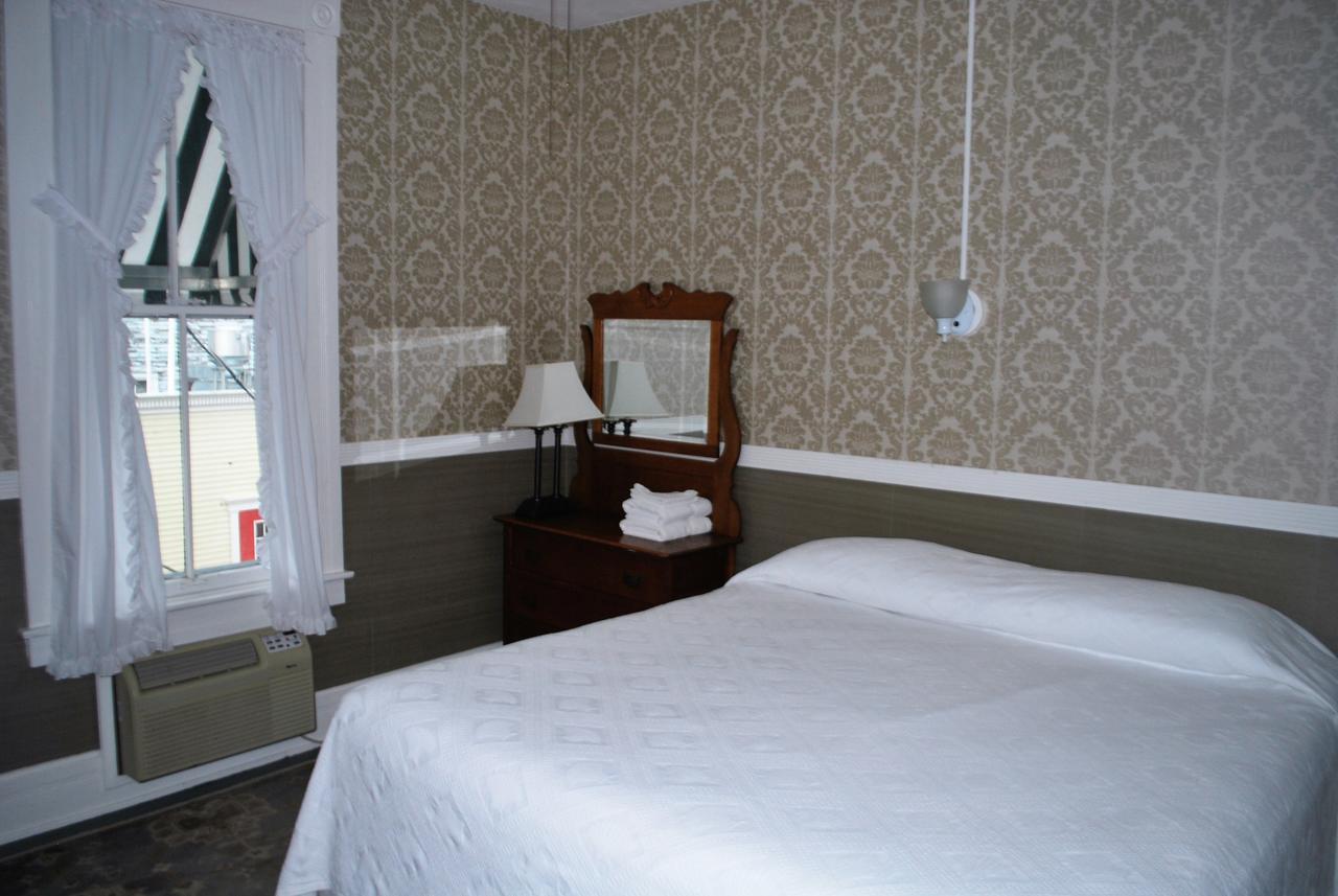 The Historic Park Hotel Put-in-Bay Εξωτερικό φωτογραφία