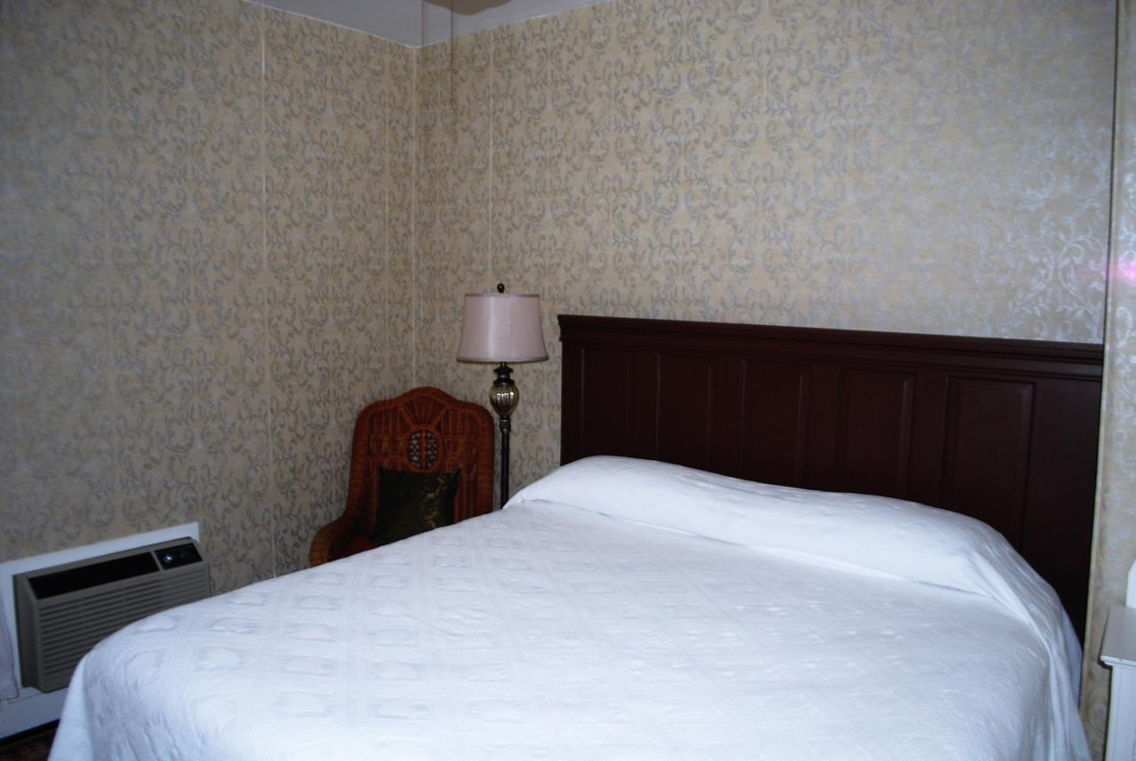 The Historic Park Hotel Put-in-Bay Εξωτερικό φωτογραφία